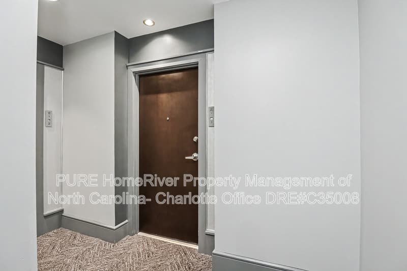 Charlotte House: 333 W Trade Street