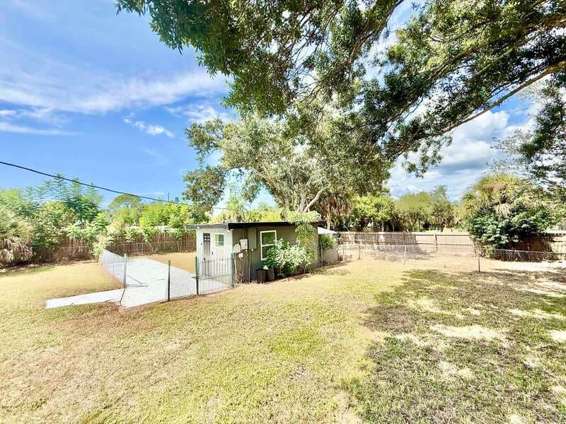 Nokomis House: 812 Padua Court