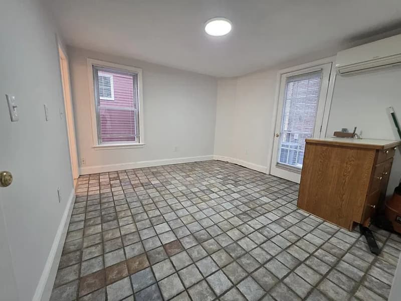 Boston Condo: 141 K St