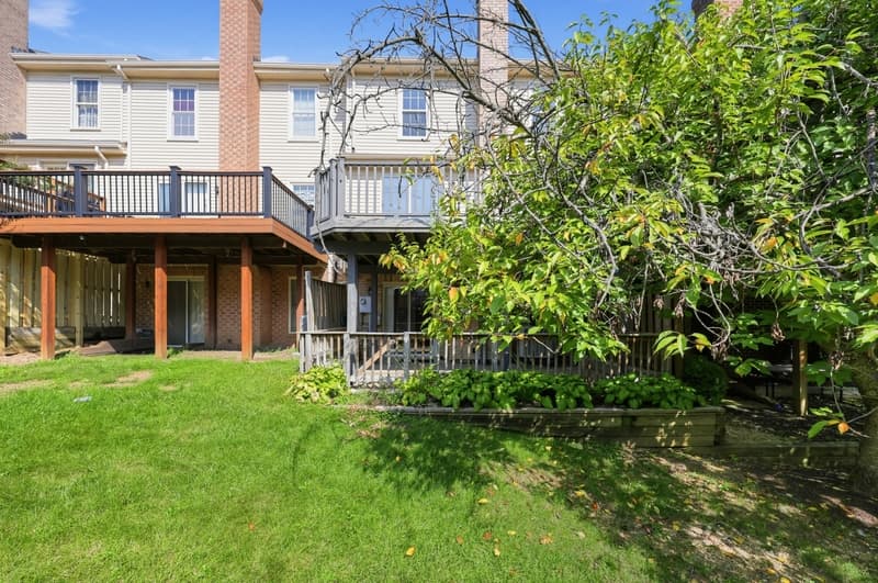Alexandria House: 7427 Salford Court