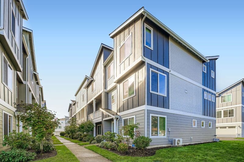 Black Diamond House: 32668 Steamboat Lane
