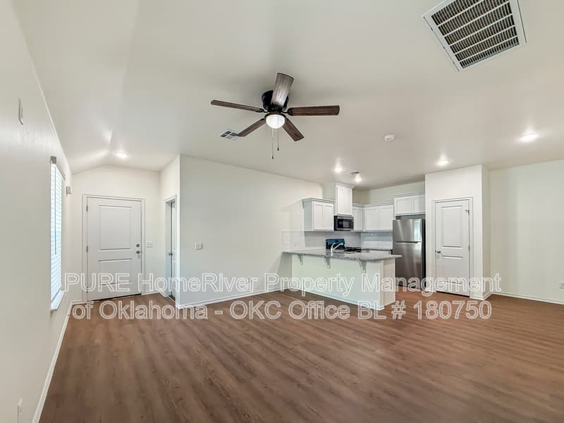 YUKON Condo: 10626 SW 16TH TER