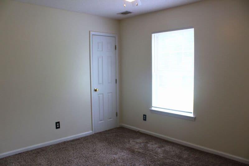 Pooler House: 132 Bluelake Blvd