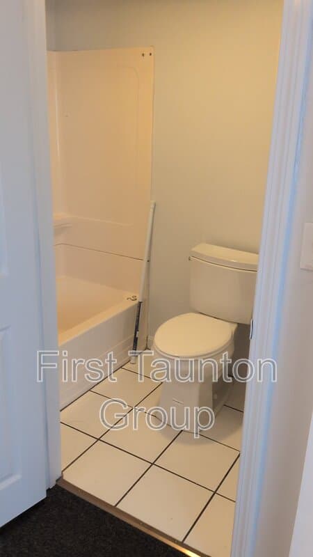 Taunton Condo: 458 Weir Street