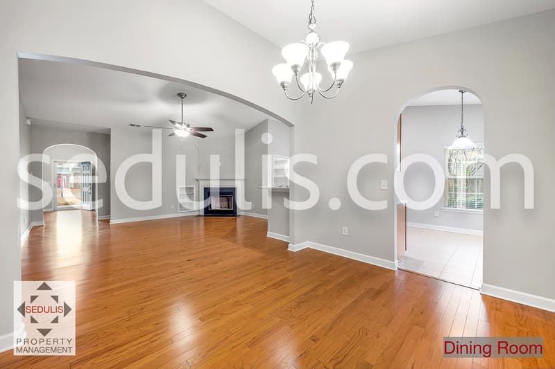 Moncks Corner House: 114 Maywood Drive