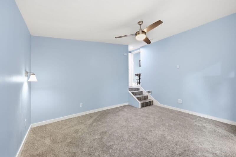 Columbus House: 2550 East Ave