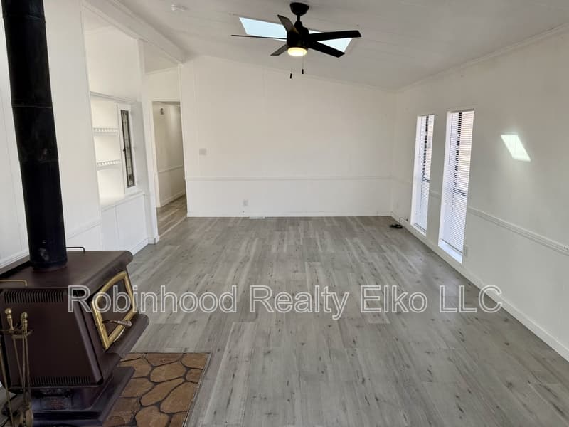 Spring Creek House: 579 Brent Drive