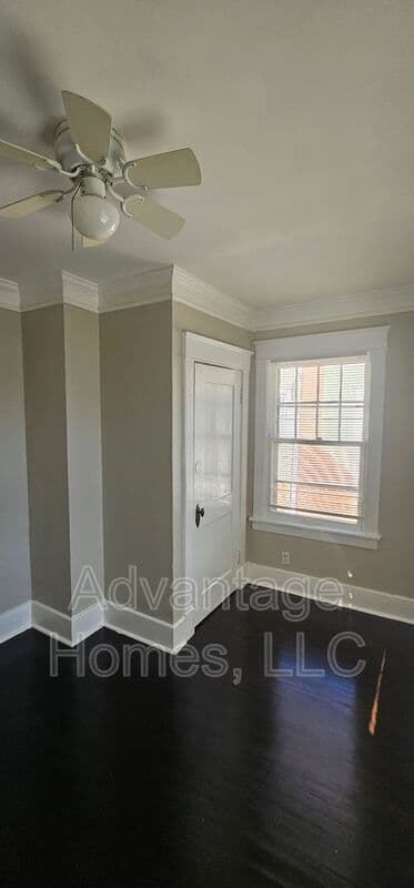 Kansas City House: 3808 Roanoke