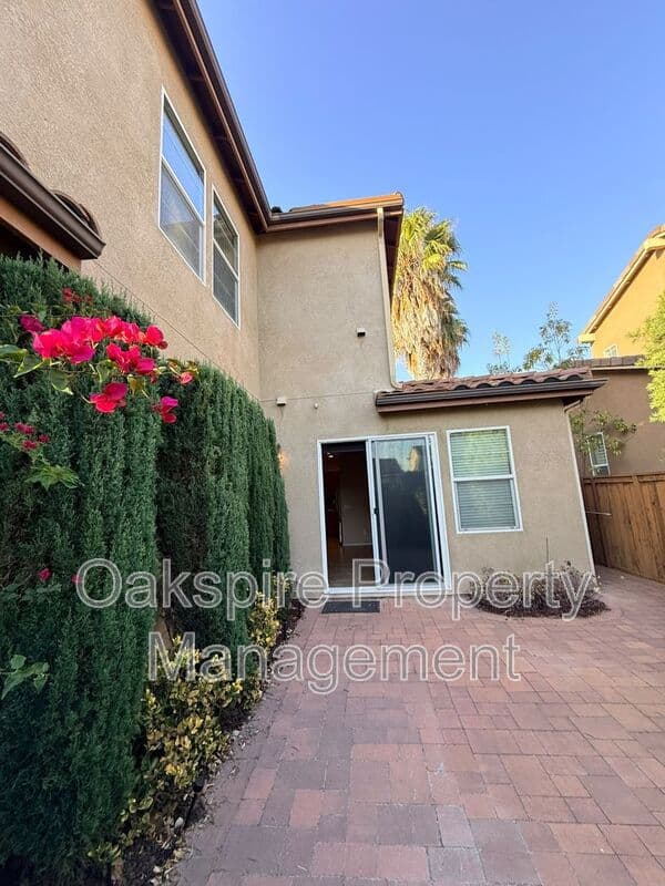 Chula Vista House: 1824 Wolf Canyon Loop