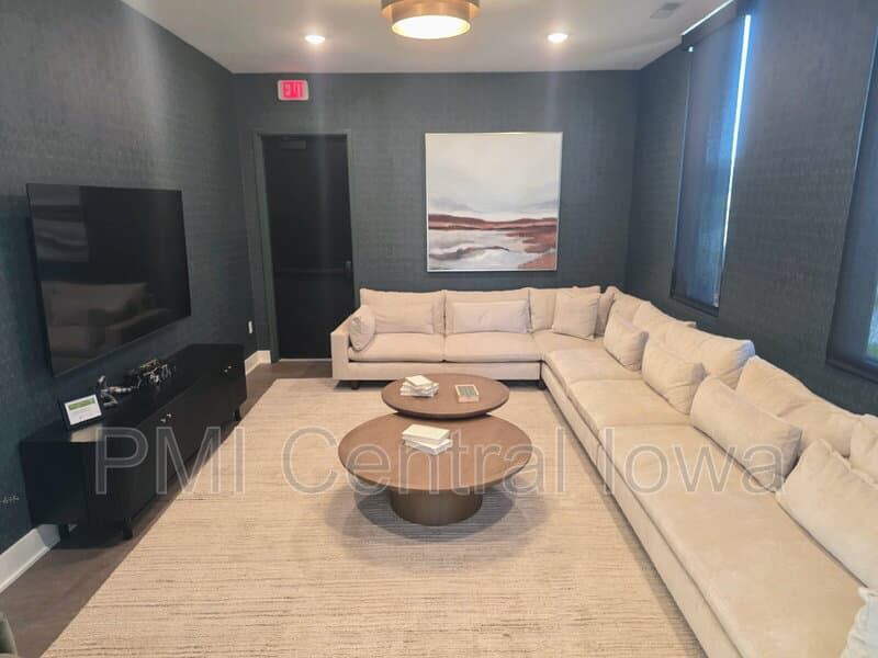 Des Moines Townhome: 423 SW 12th St