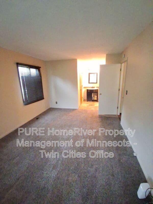Bloomington Condo: 5231 Balmoral Ln