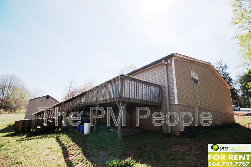 Easley House: 920 Prince Perry Rd.