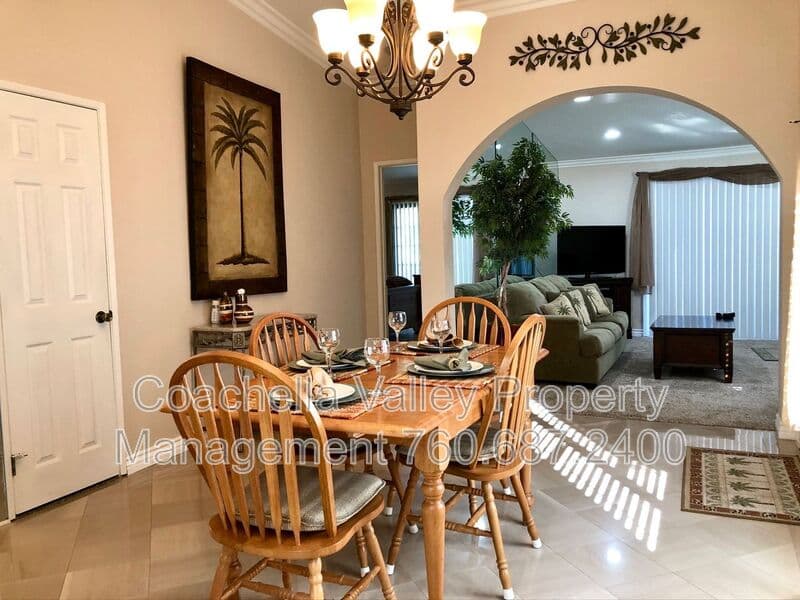 Palm Springs Condo: 500 S. Farrell Drive