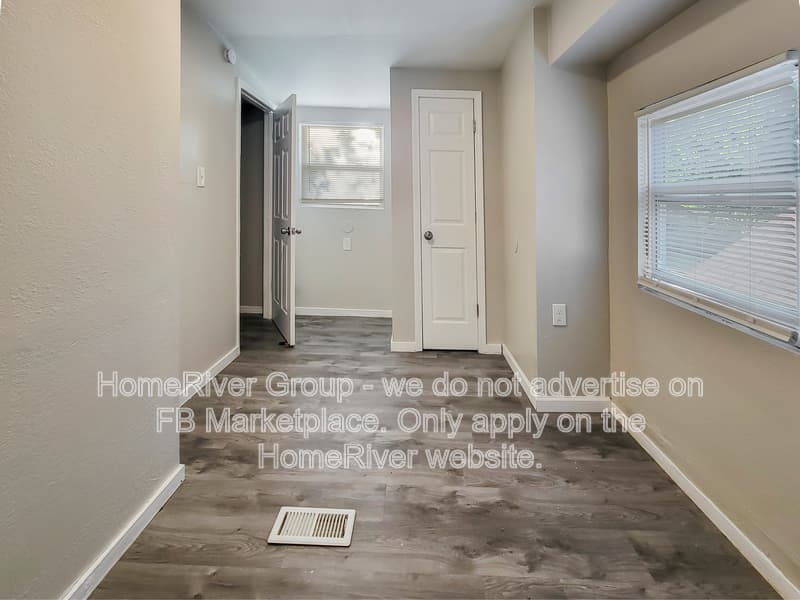 Saint Louis House: 10026 Viscount Dr