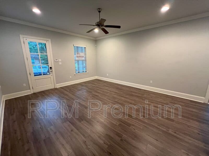 Baton Rouge House: 2353 Orpine Ave.