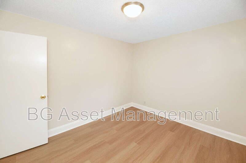 Berkeley Condo: 1600 Tyler Street