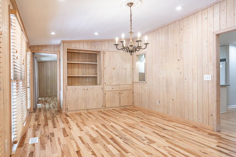 Southern Pines House: 119 Cliff Court