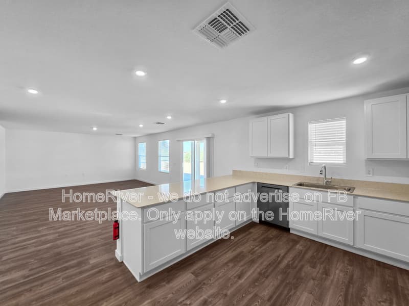 Arizona City House: 15177 S Yava Rd