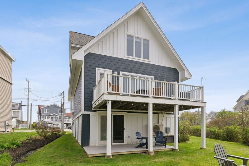 Wells House: 572 Ocean Avenue