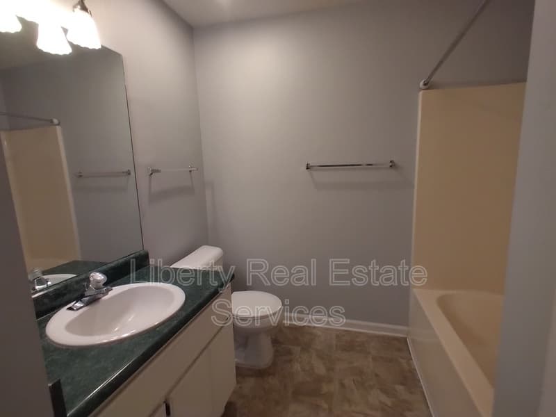 Hinesville Condo: 910 Brett Dr