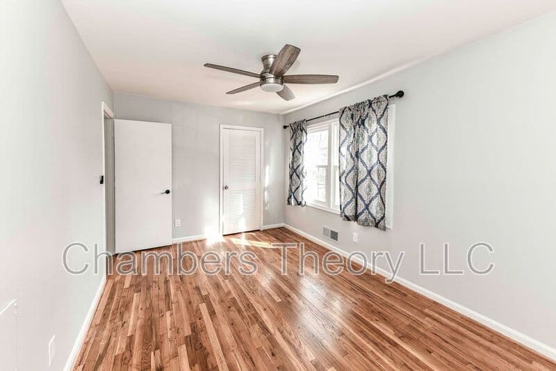 Springfield Condo: 5910 Prince James Dr