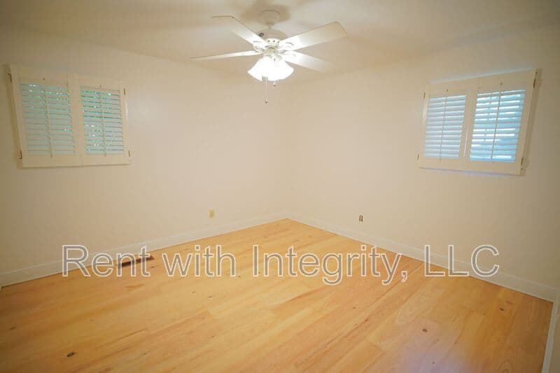 Tallahassee House: 2328 Armistead Road