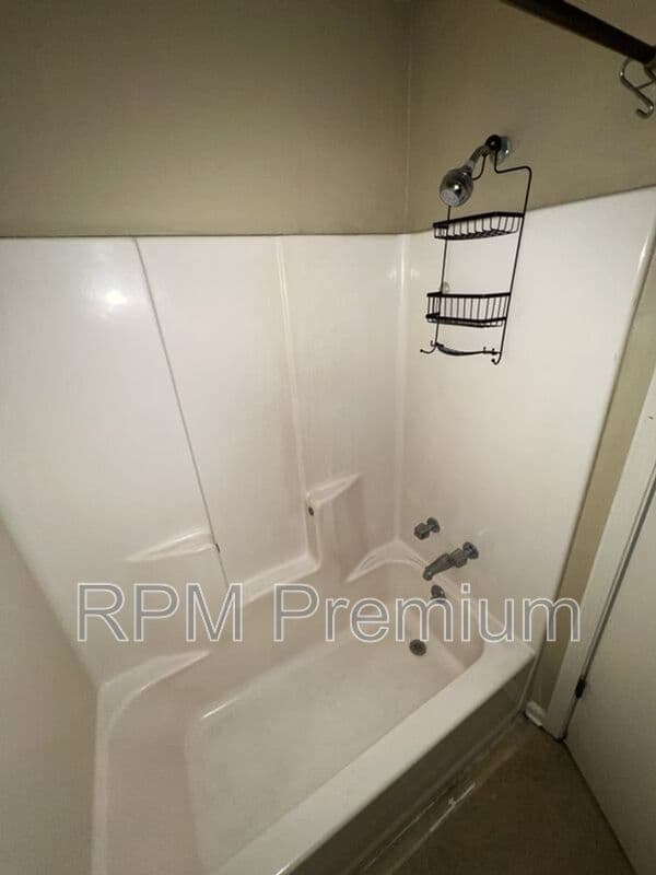 Baton Rouge Condo: 10062 Jefferson Hwy