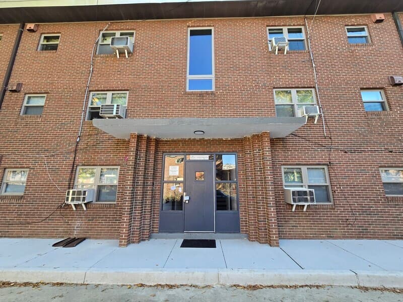 Richmond Condo: 3916 Chamberlayne Ave