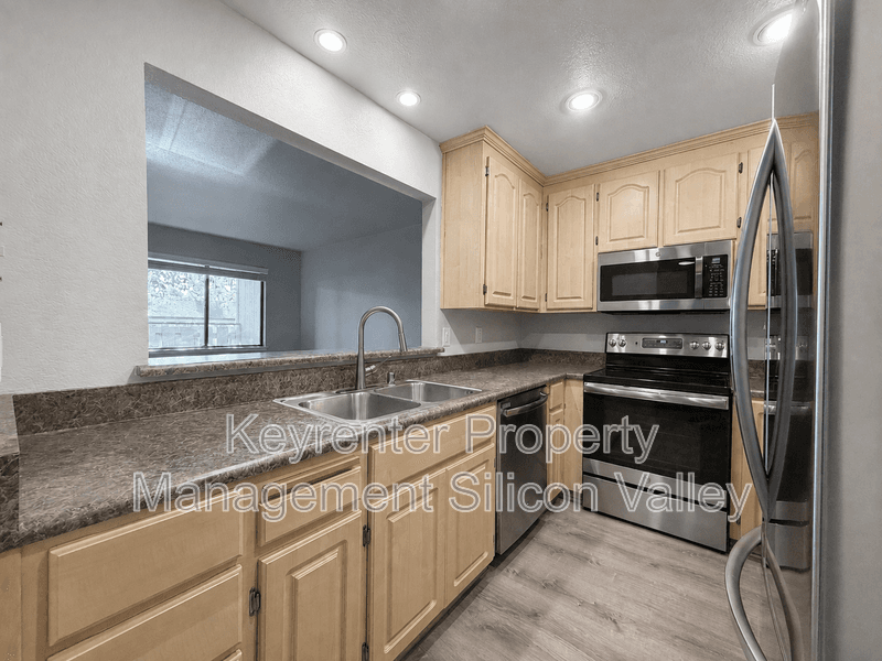 San Jose House: 1418 Capurso Way
