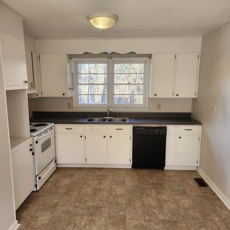 Taylors House: 60 Stallings Road