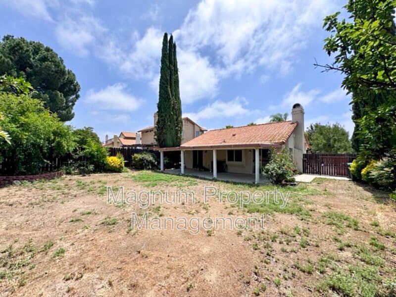Temecula House: 39761 Rustic Glen Dr Temecula