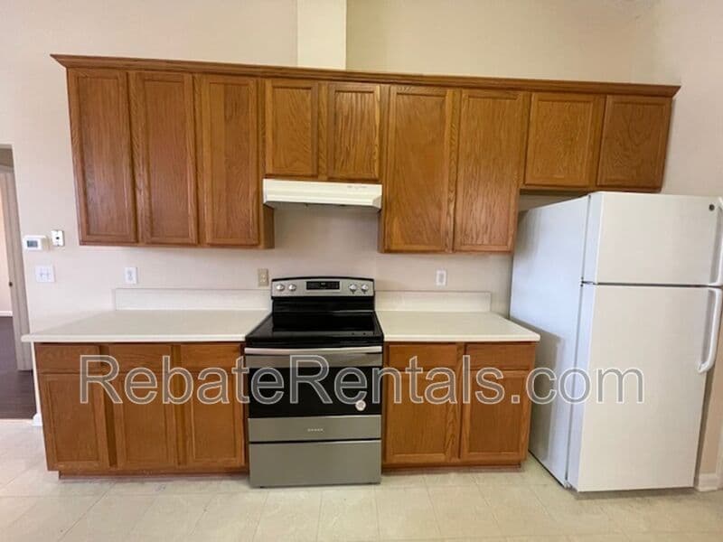 Jacksonville House: 5009 Grand Lakes Drive