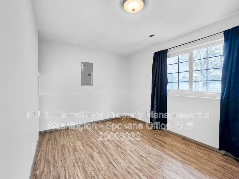 Medical Lake House: 1018 N Lindsay St