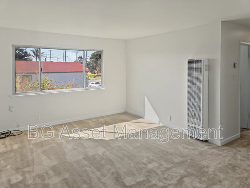 Richmond Condo: 5308 Columbia Ave