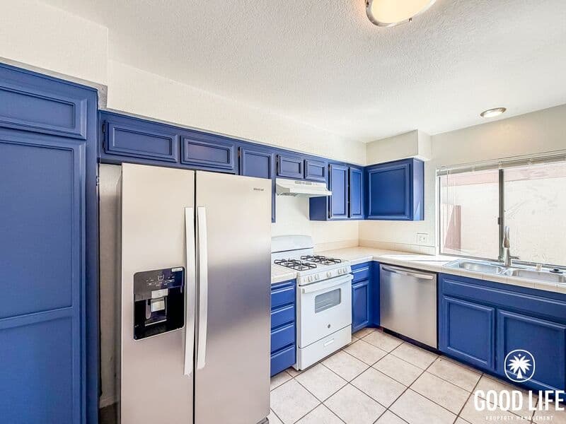 Carlsbad House: 3033 Via Sabinas
