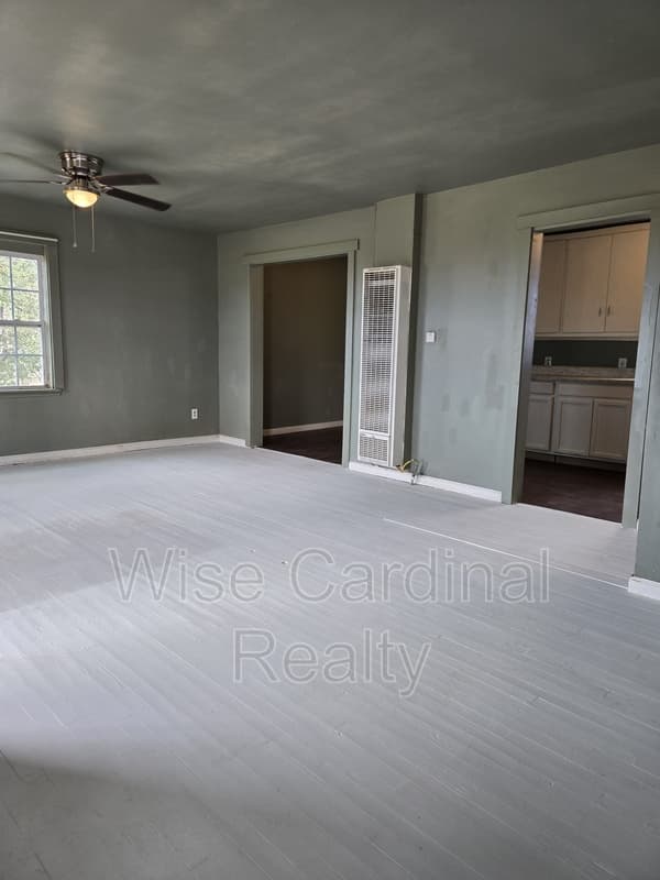 Morton House: 406 NE 3rd Street