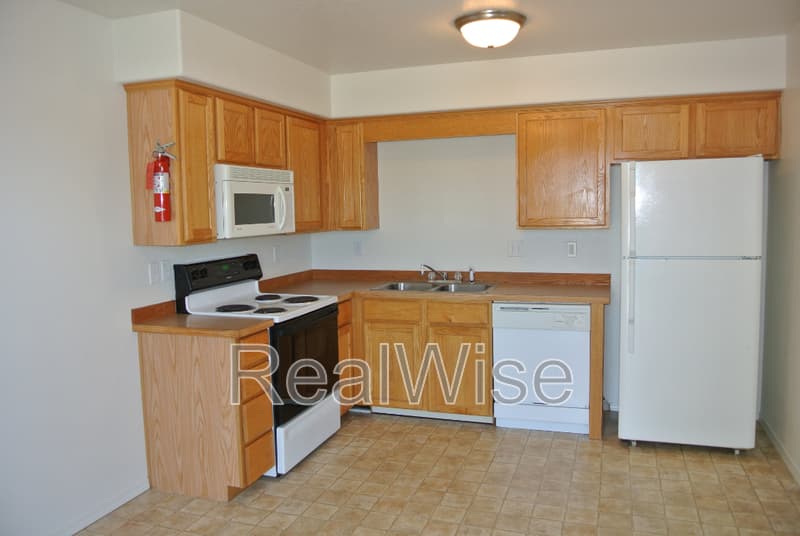 Redmond House: 1931 NW Larch Spur Ct.