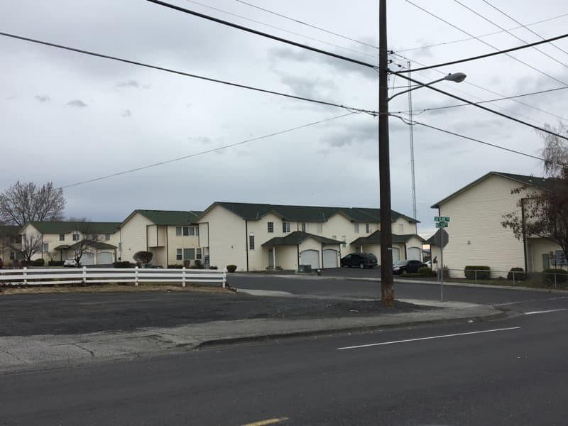 Moses Lake Condo: 1326 S Skyline Dr - C