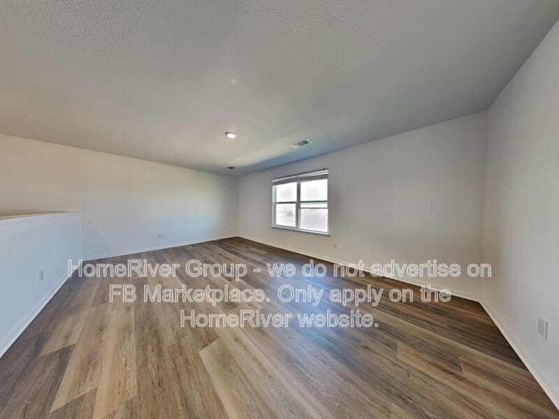 Elgin House: 14032 John Aregood Pass
