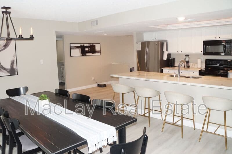 Tempe House: 1732 E Hermosa dr