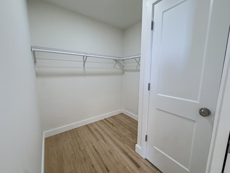 Philadelphia Condo: 2013 Green St - 2FL