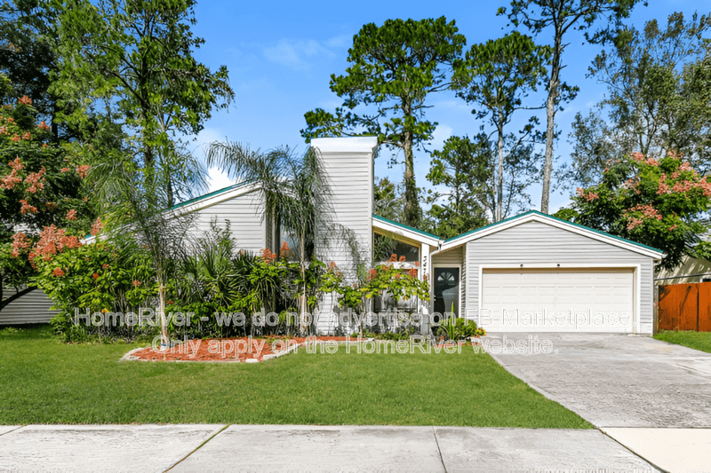 Jacksonville House: 3479 Docksider Dr S