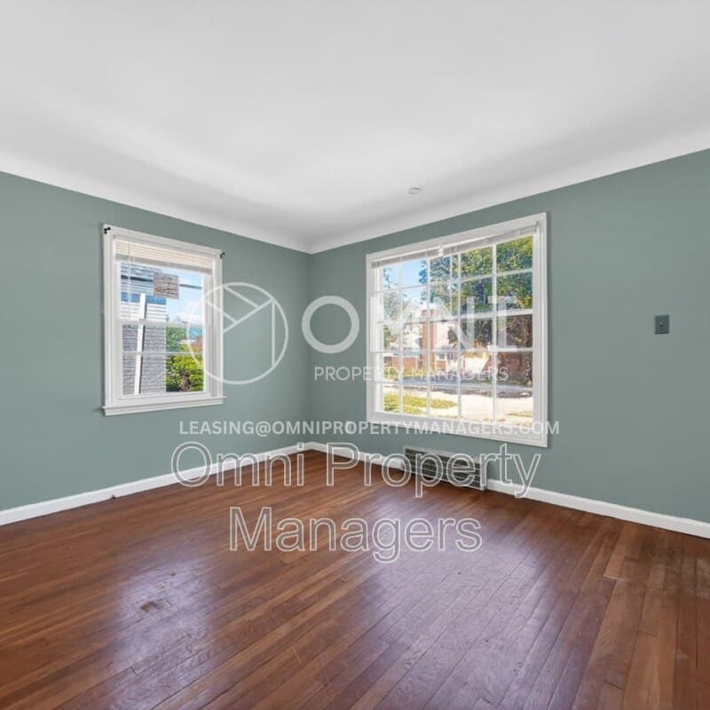 Detroit House: 11529 Roxbury St