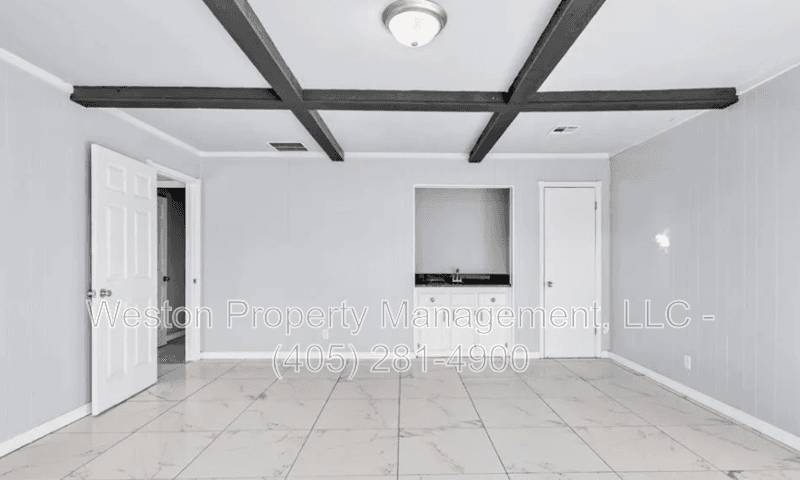 Oklahoma City House: 8116 Northwest 82nd Street