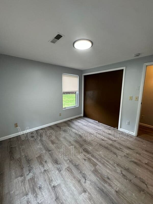 Ballston Spa House: 17 Sand Spurrey Road