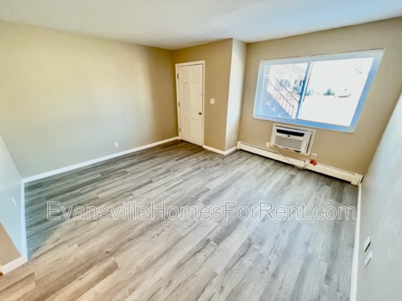 Evansville Condo: 120 S Boeke Rd