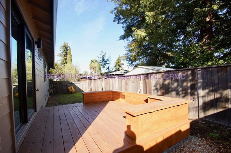 San Rafael House: 18A Jefferson Avenue