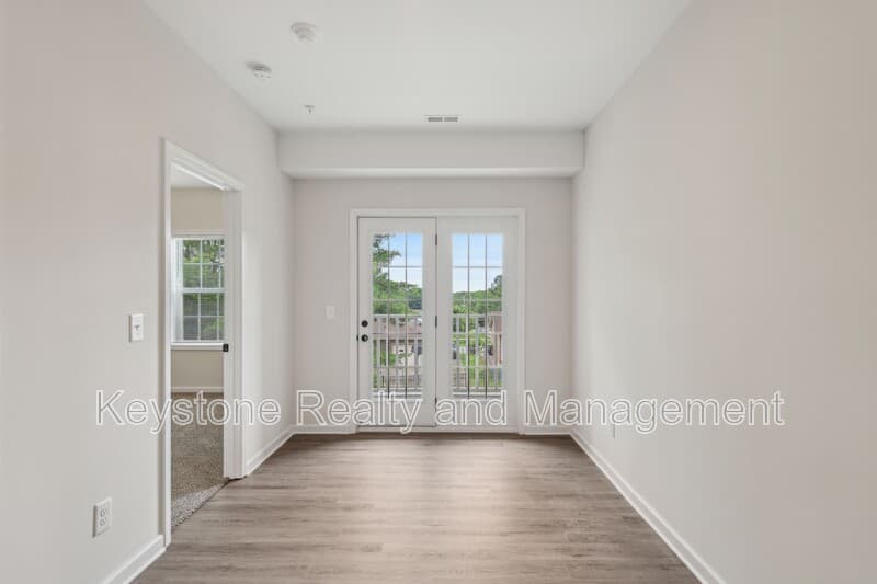 Clarksville Condo: 15 Millswood Drive