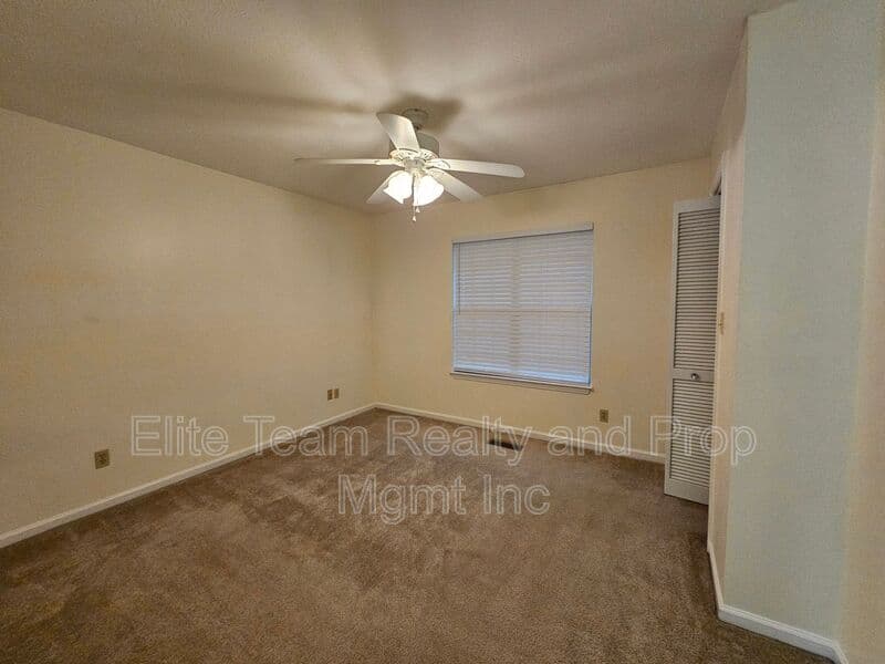 Charlotte Condo: 802 A Selwyn Oaks Ct