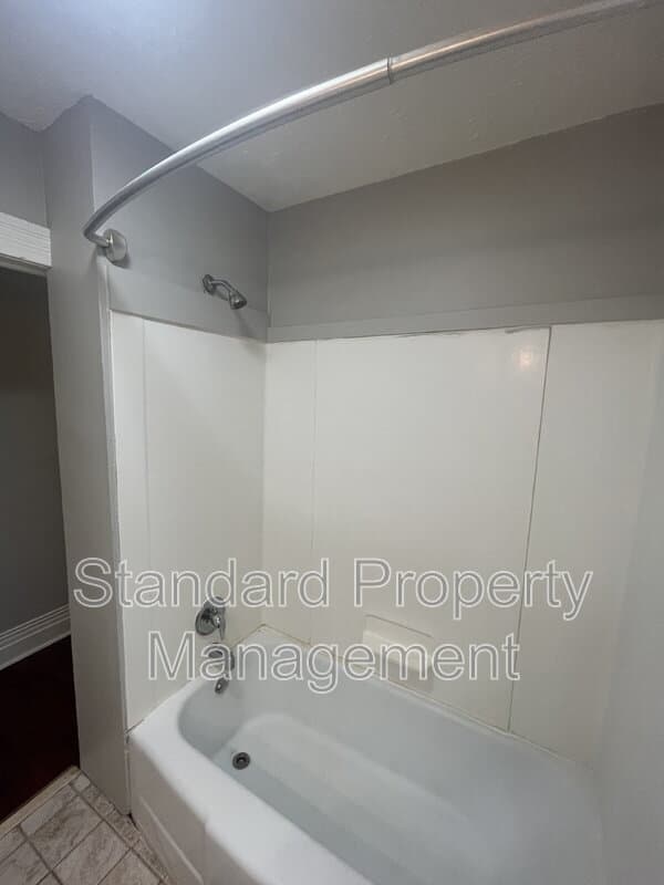 Rochester Condo: 30 Rundel Park (Apt 2)